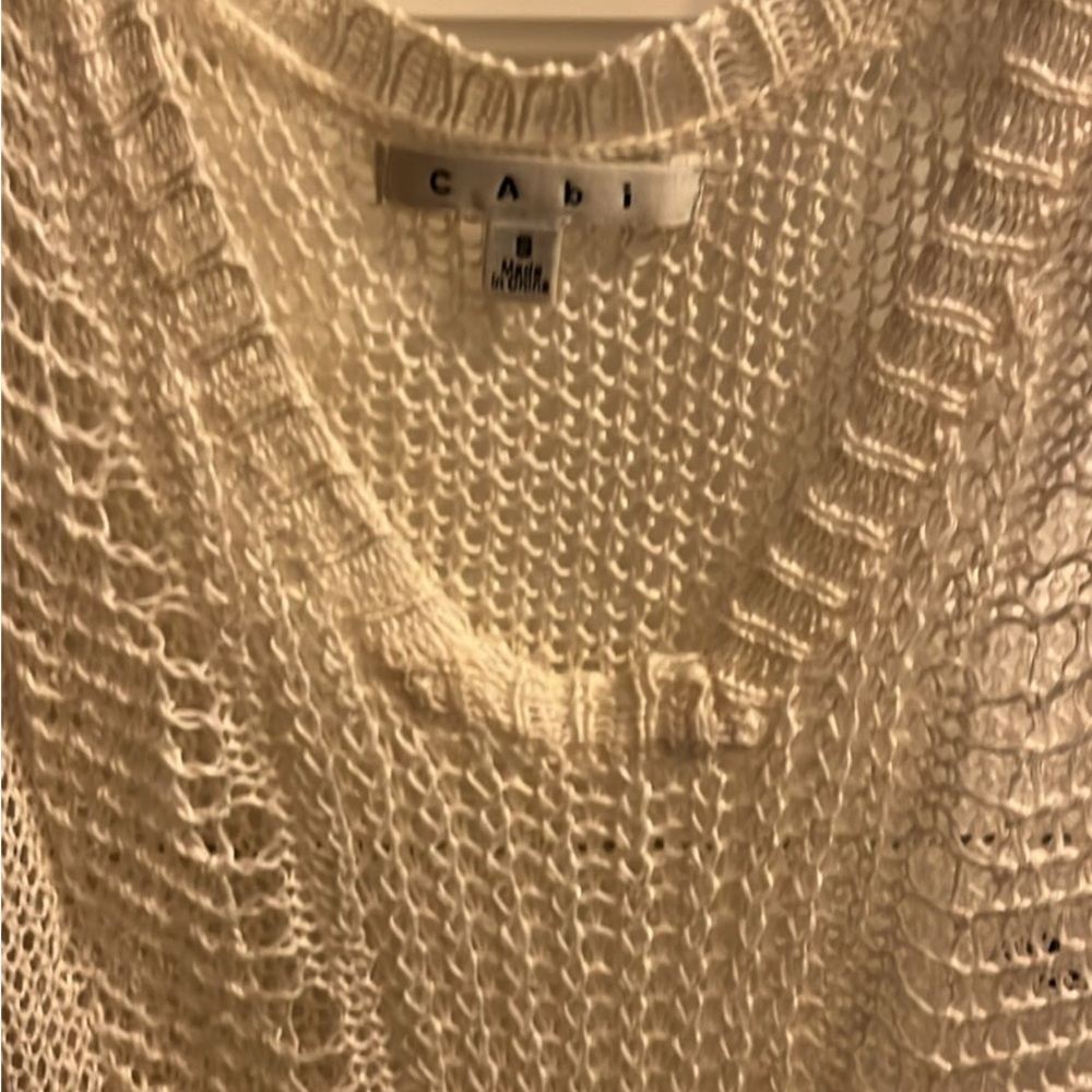 Cabi, sleeveless , cream knit Cabi top